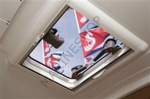 Surface sky screen stor perde